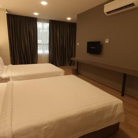 U Design Hotel Куала-Липис Экстерьер фото