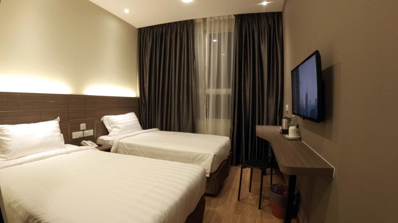 U Design Hotel Куала-Липис Экстерьер фото
