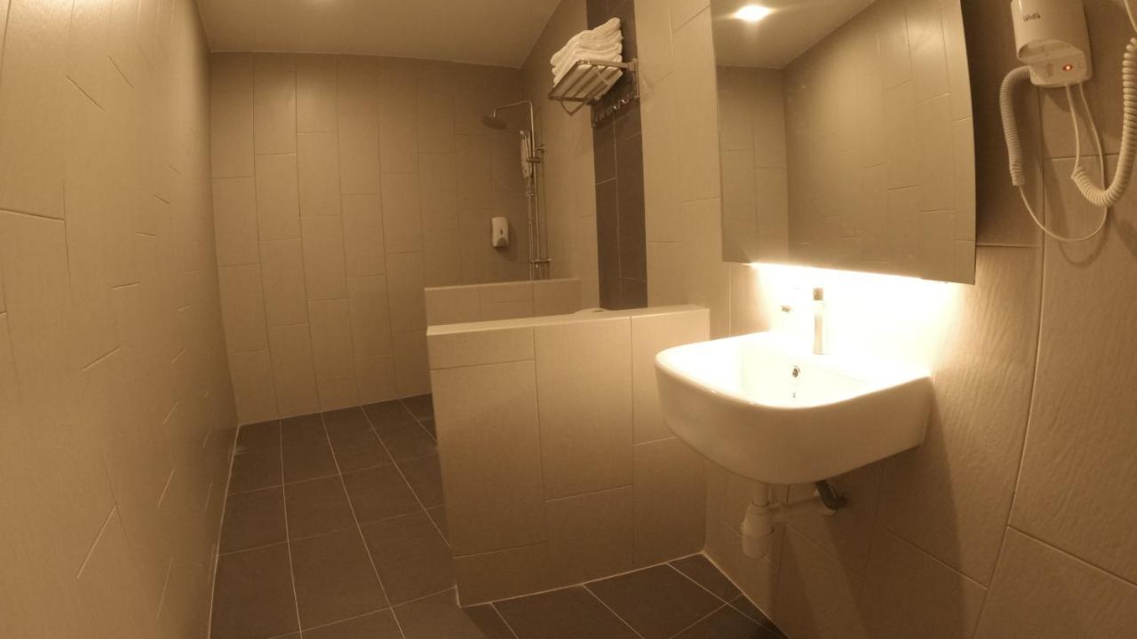 U Design Hotel Куала-Липис Экстерьер фото